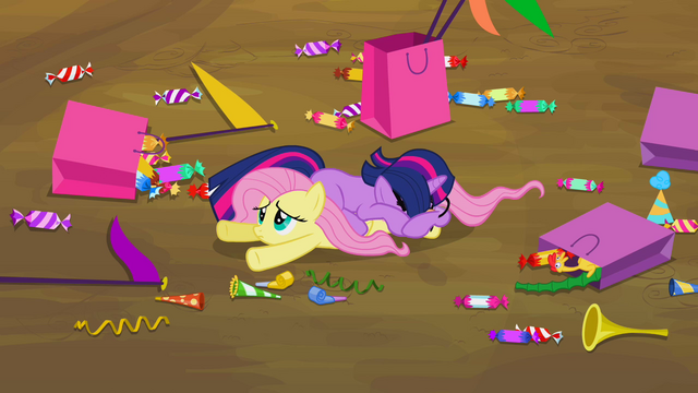 File:Twilight and Fluttershy S02E20.png