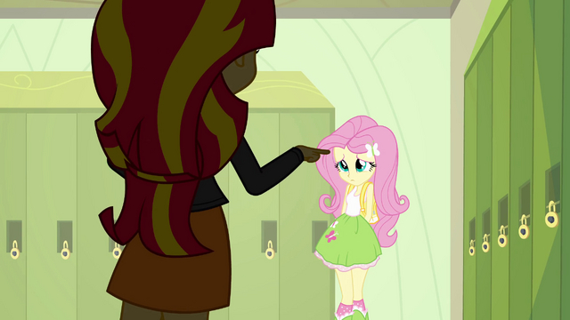 File:Sunset Shimmer bullying Fluttershy EG.png