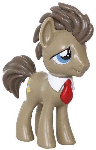 File:Dr. Hooves Vinyl Figurine.jpg