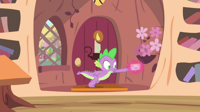 File:Mail getting pulled from Spike's hand S4E11.png