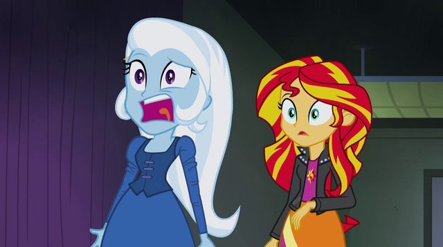 File:Trixie in complete shock EG2.png