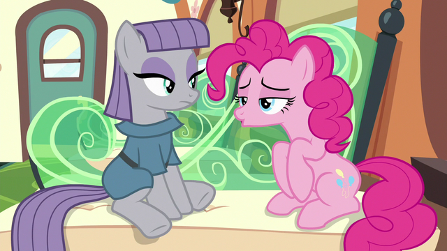 File:Pinkie Pie relieved S7E4.png