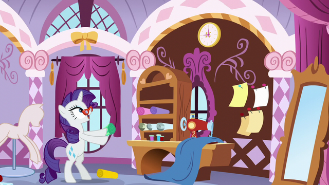 File:Rarity excited S5E14.png