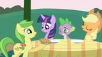 S01E01 Apple Fritter.png