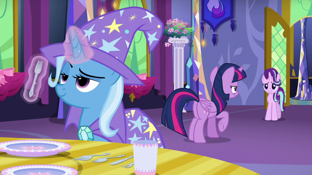 File:Trixie levitating silverware S6E6.png
