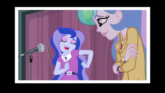File:Luna dancing wildly EG3.png