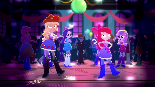 File:Applejack and Apple Bloom starting a new dance SS3.png