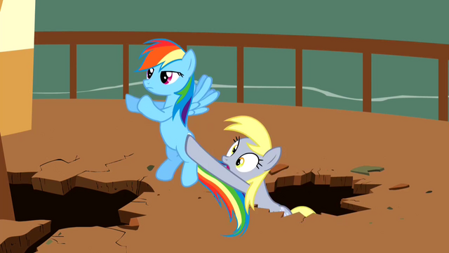 File:Derpy Hooves Falling S2E14.png