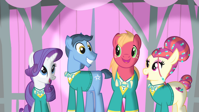 File:Ponytones smiling S4E14.png