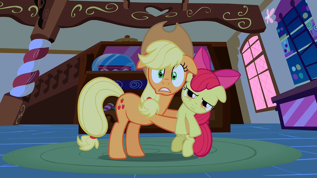 File:Applejack scared S1E09.png