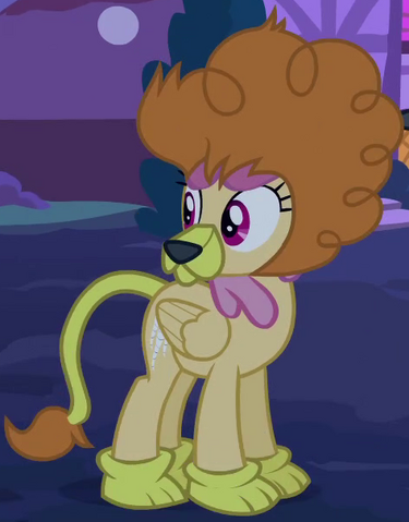 File:Orange Swirl Costume S2E4.png