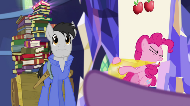 File:Twilight pointing in the direction of the library EG2.png