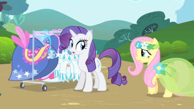 File:Rarity hears plea S1E20.png