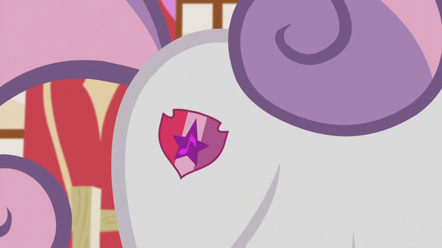 File:Sweetie Belle receives her cutie mark S5E18.png