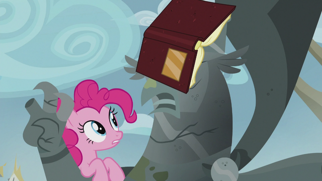 File:Pinkie "It's sad what happened to your town, King" S5E8.png