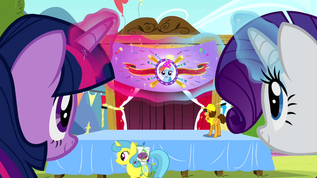 File:Twilight and Rarity levitating a banner S4E12.png