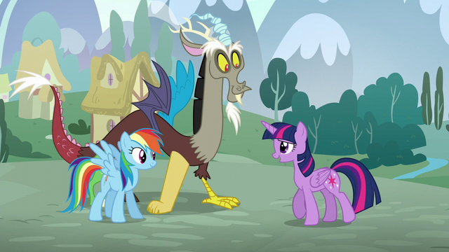 File:Twilight greets Rainbow S5E22.png