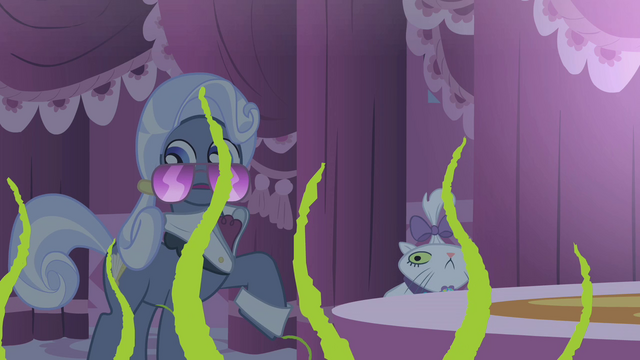 File:Plant transition S1E14.png