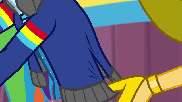 File:Sunset tears Rainbow Dash's jacket with her heel EGS1.png