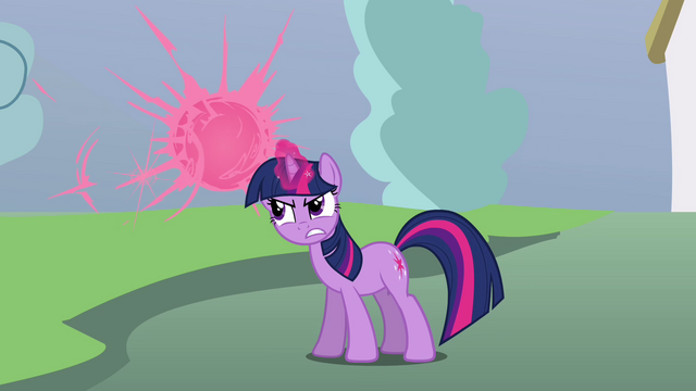 File:Twilight teleports the parasprites away S3E05.png