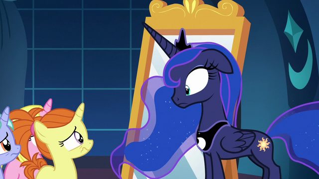 File:Princess Luna meets school foals in her dream S7E10.png