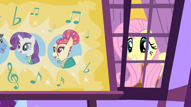 File:Fluttershy peeking outside S4E14.png