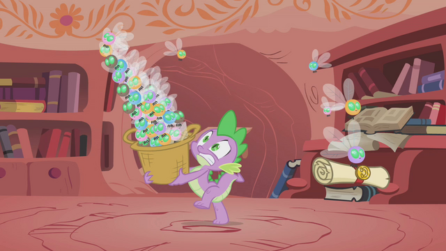 File:Spike parasprite mountain S1E10.png