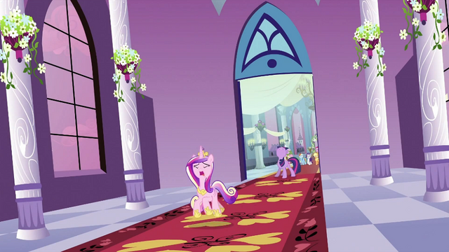 File:Cadance running away S2E25.png