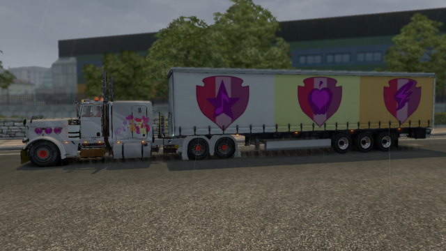File:FANMADE ETS2 Pete 389 Custom - CMC Skin 2.png