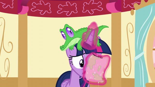 File:Twilight reads Pinkie's letter S5E11.png