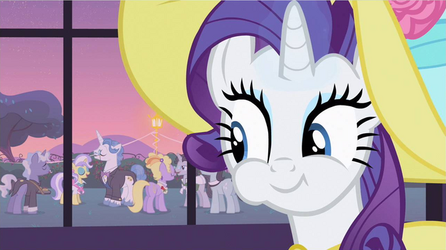 File:Rarity chewing S2E9.png