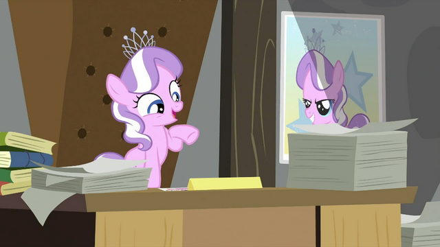 File:Diamond Tiara happy S2E23.png