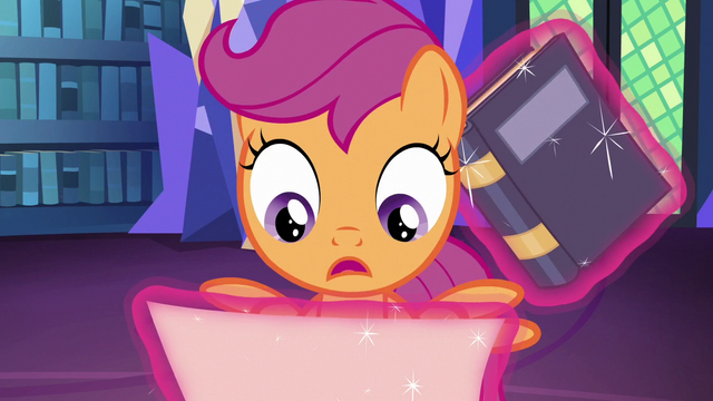File:Scootaloo reads "how you did the impossible" S6E19.png