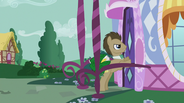 File:Dr. Hooves frustrated S5E9.png