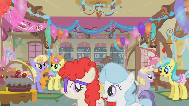 File:Twist Cute ceanera open S01E12.png