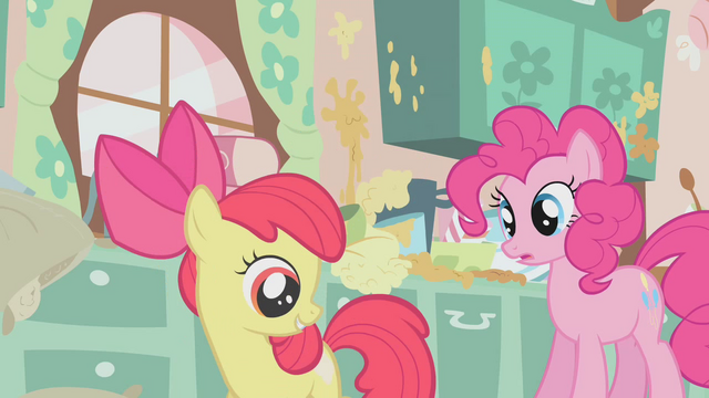 File:Apple Bloom spinning2 S01E12.png