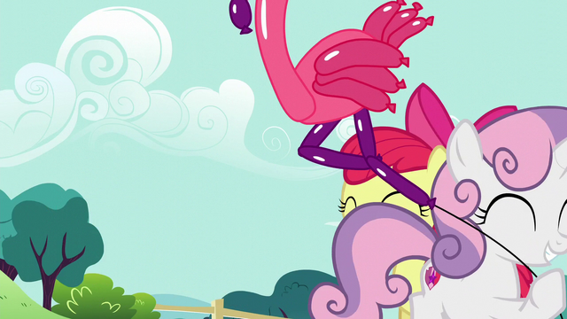 File:Sweetie Belle takes her balloon flamingo S5E19.png