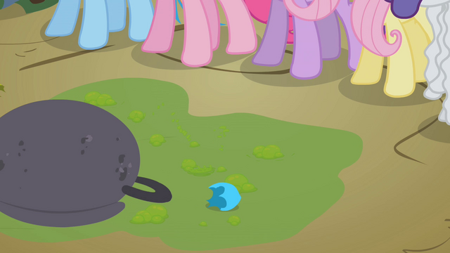 File:Zecora's brew spilling S1E09.png