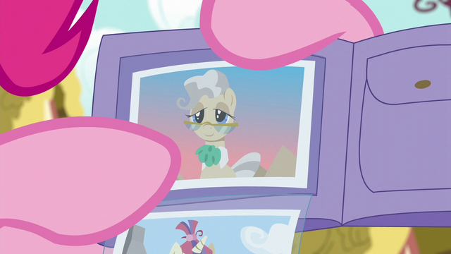 File:Pinkie points at photo of Mayor Mare S6E11.png