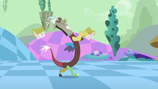 File:Discord clapping hands S2E02.png