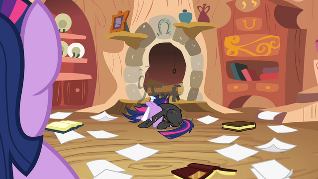 File:Future Twilight first appearance S2E20.png