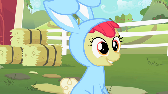 File:Happy Apple Bloom S2E12.png