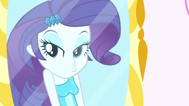 File:Rarity making a duckface in the mirror SS1.png