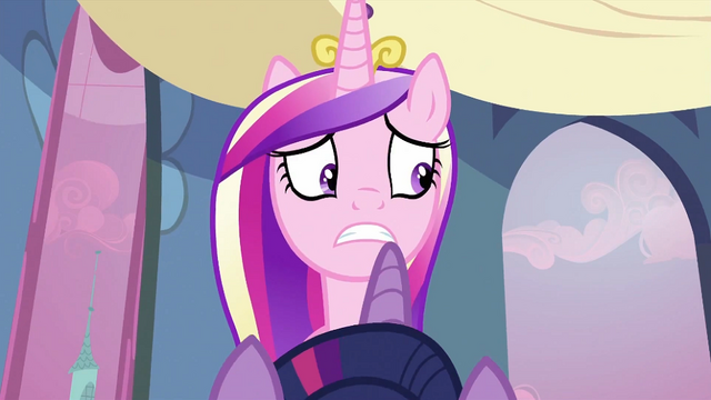File:Cadance intimidated S2E25.png