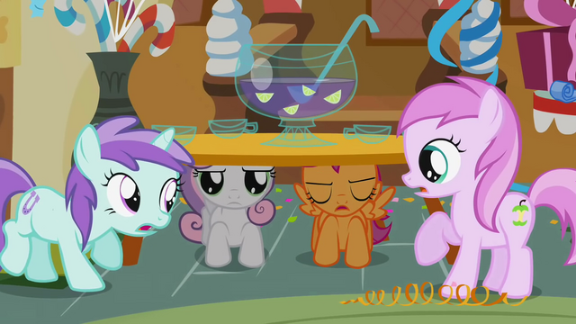 File:Sweetie Belle and Scootaloo under the table S1E12.png