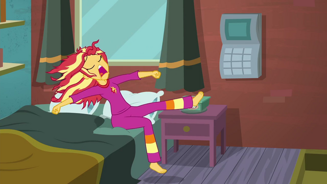 File:Sunset Shimmer yawning loudly SS6.png