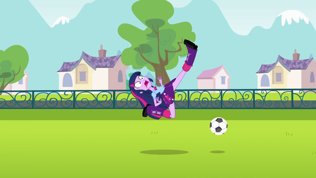 File:Twilight misses the ball EG.png