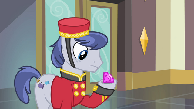 File:Bellhop holding gem S4E08.png