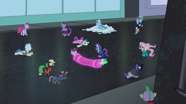 File:Henchponies defeated S4E06.png