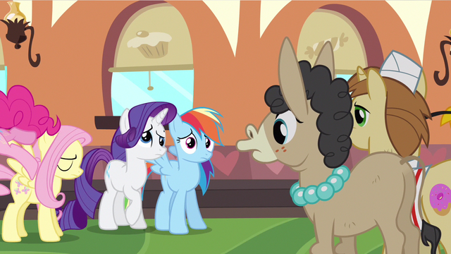 File:Rarity crossed eyed S2E24.png